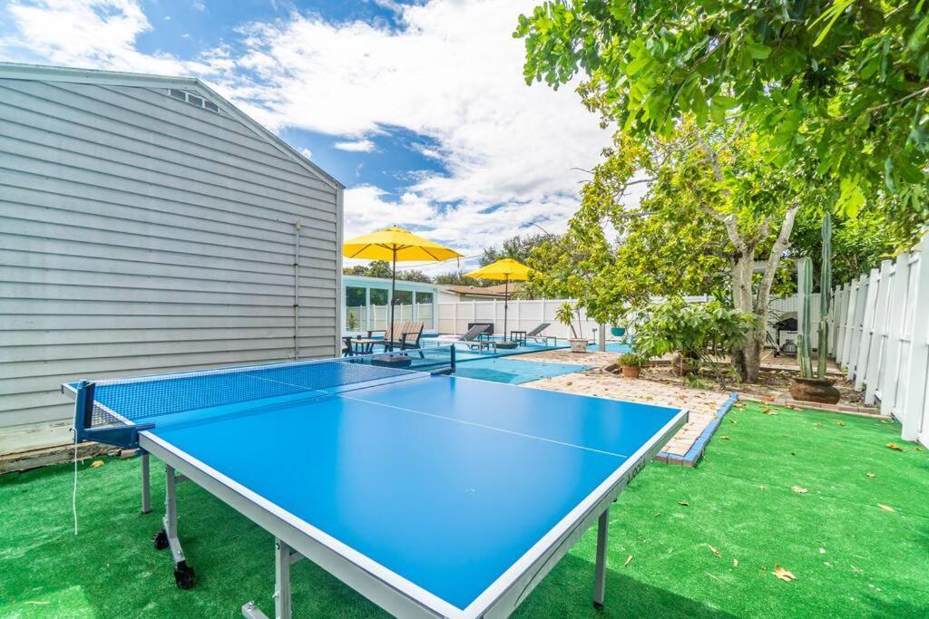 Bright 4 Bedrooms With Pool And Game Room Near Hard Rock Hollywood Exterior photo